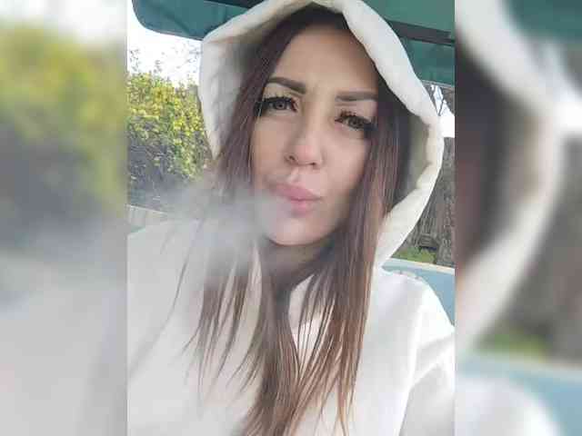 SexyKitty75-1 webcam