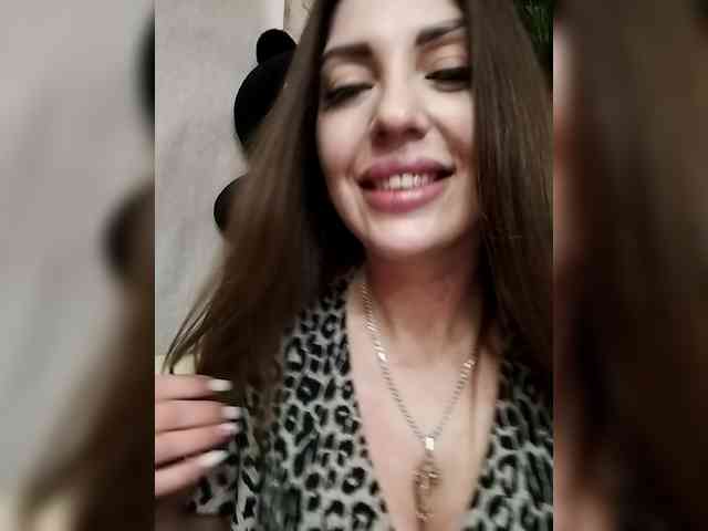 SexyKitty75-1 webcam