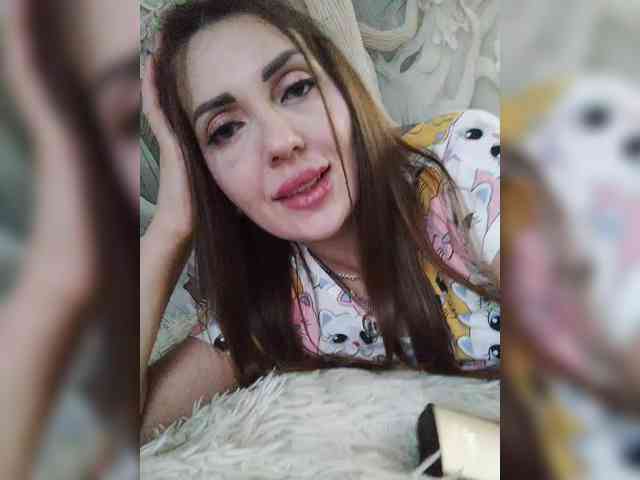 SexyKitty75-1 webcam