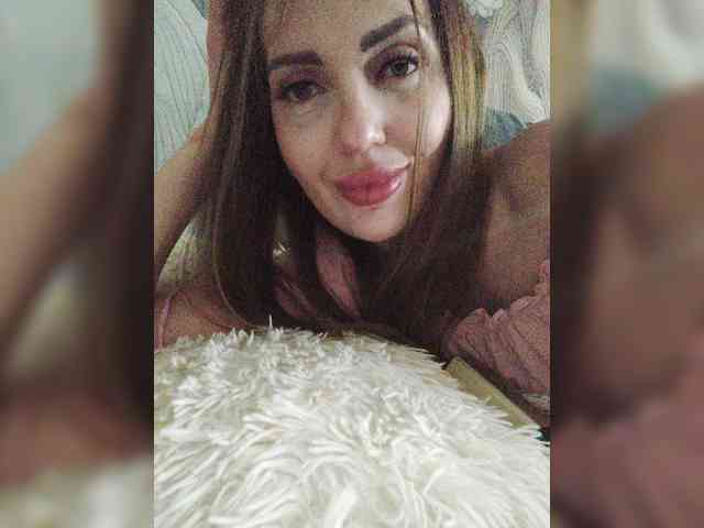 SexyKitty75-1 webcam