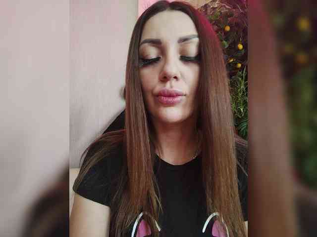 SexyKitty75-1 webcam