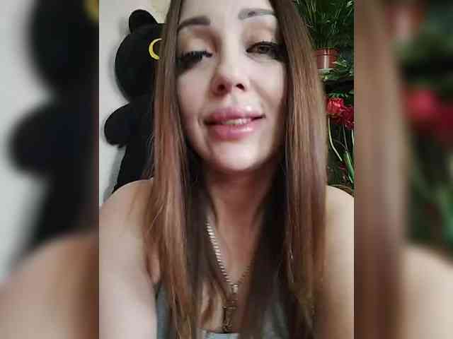 SexyKitty75-1 webcam