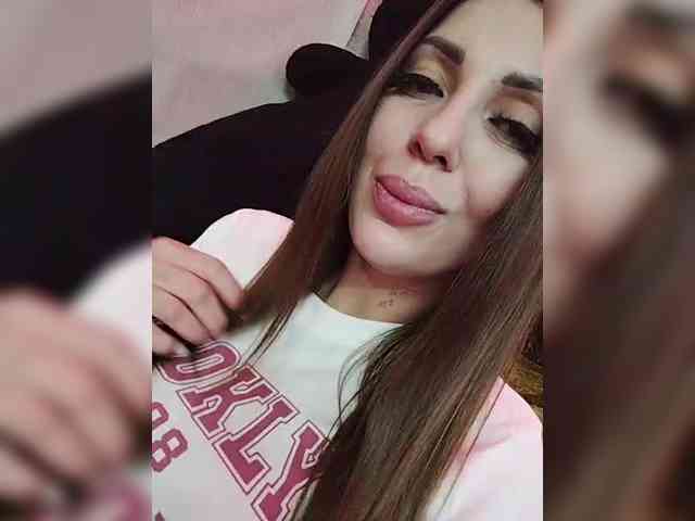 SexyKitty75-1 webcam