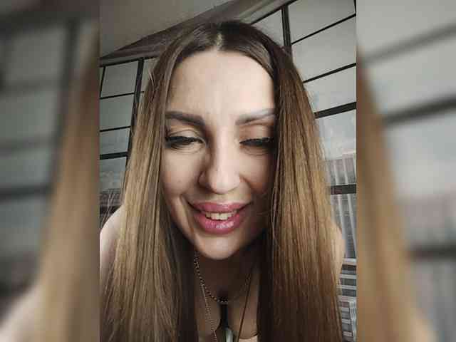 SexyKitty75-1 webcam
