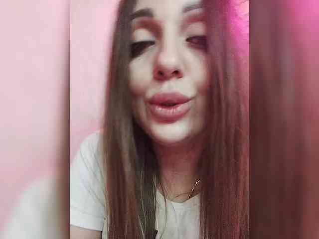 SexyKitty75-1 webcam