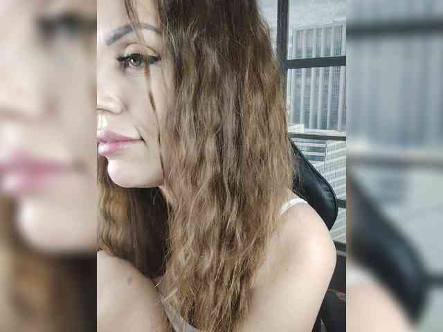 SexyKitty75-1 webcam
