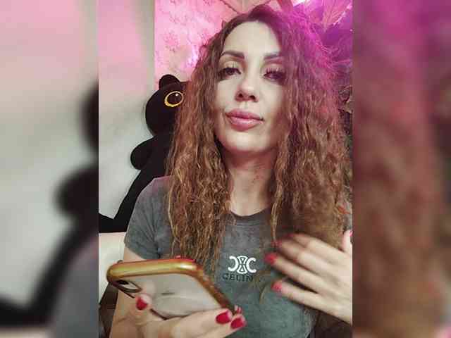 SexyKitty75-1 webcam