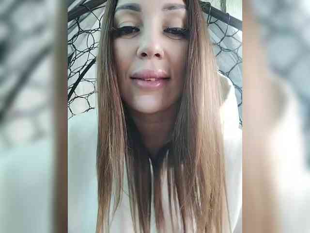 SexyKitty75-1 webcam