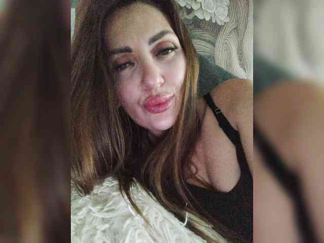 SexyKitty75-1 webcam