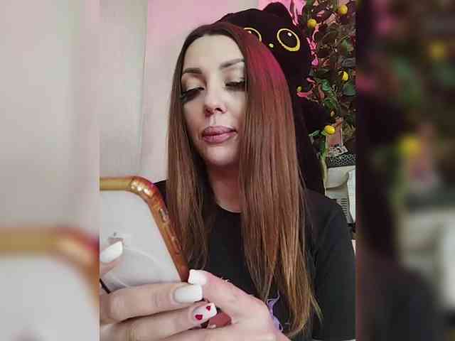 SexyKitty75-1 webcam