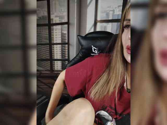 SexyKitty75-1 webcam