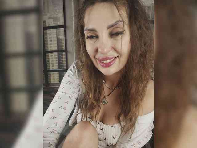 SexyKitty75-1 webcam