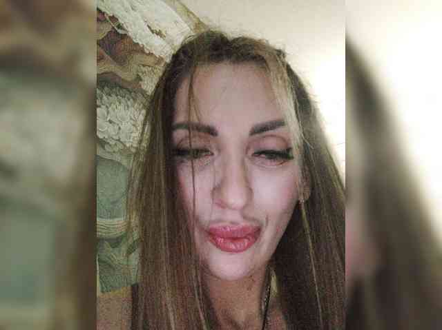 SexyKitty75-1 webcam
