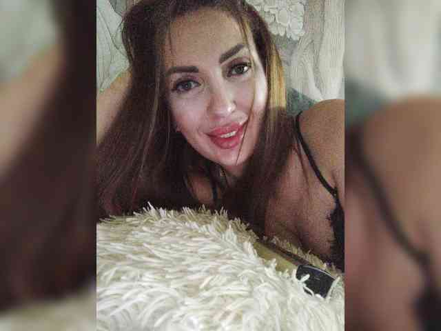 SexyKitty75-1 webcam