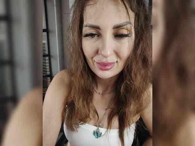 SexyKitty75-1 webcam