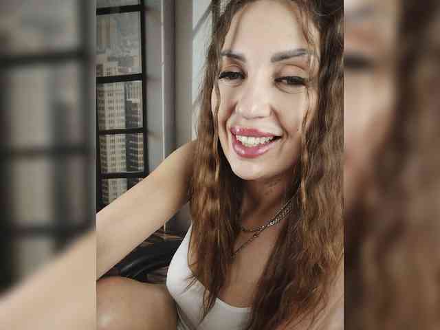 SexyKitty75-1 webcam