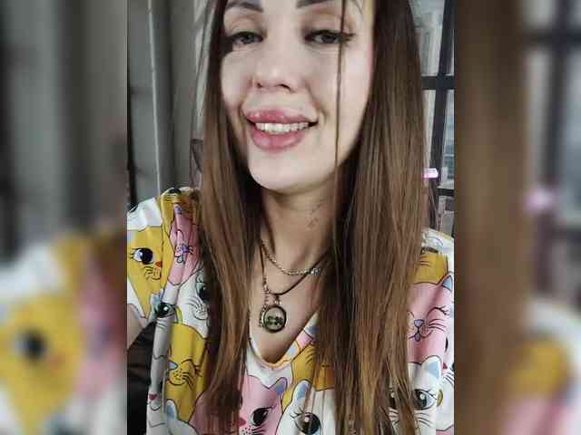 SexyKitty75-1 webcam