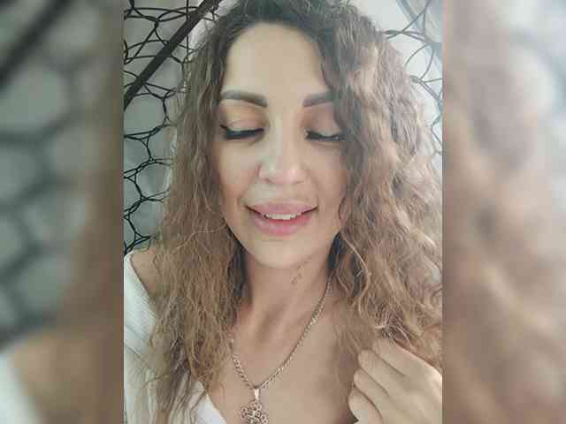 SexyKitty75-1 webcam