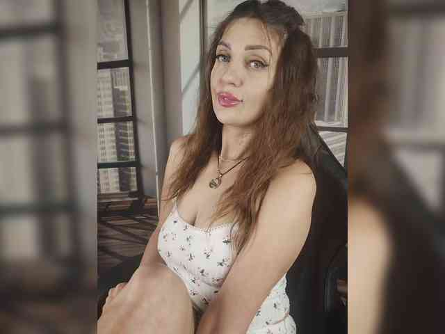 SexyKitty75-1 webcam