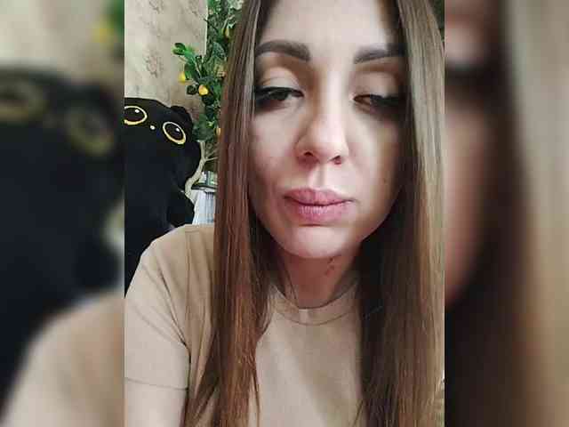 SexyKitty75-1 webcam