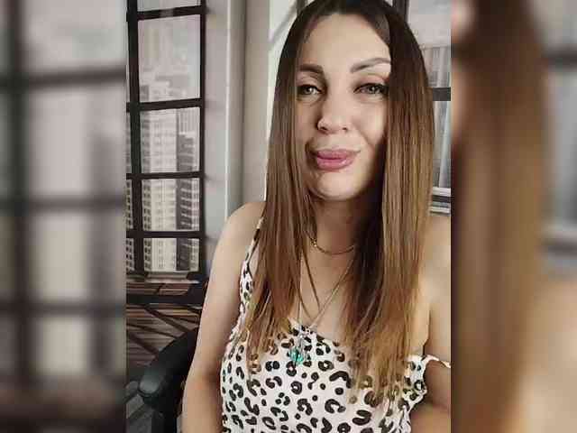 SexyKitty75-1 webcam