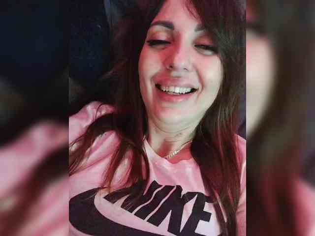 SexyKitty75-1 webcam