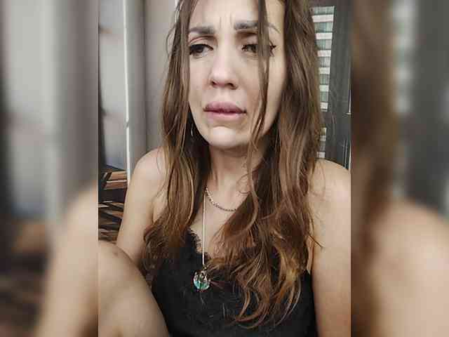 SexyKitty75-1 webcam