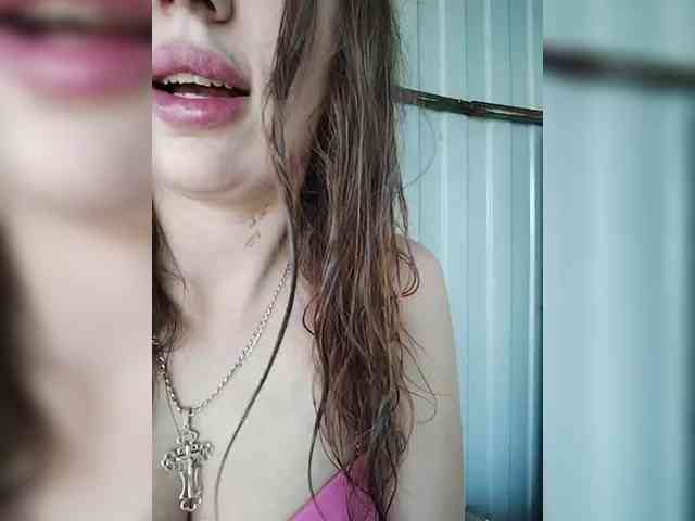 SexyKitty75-1 webcam