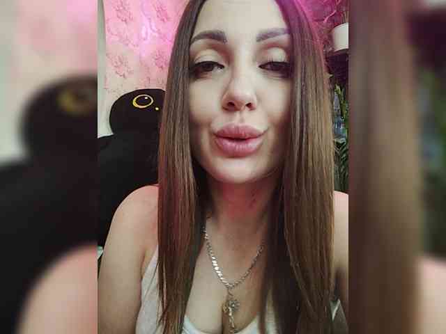 SexyKitty75-1 webcam