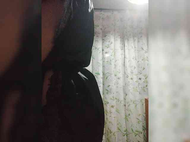 SexyKitty75-1 webcam