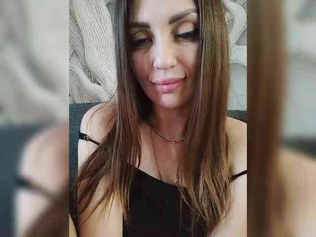 SexyKitty75-1 webcam
