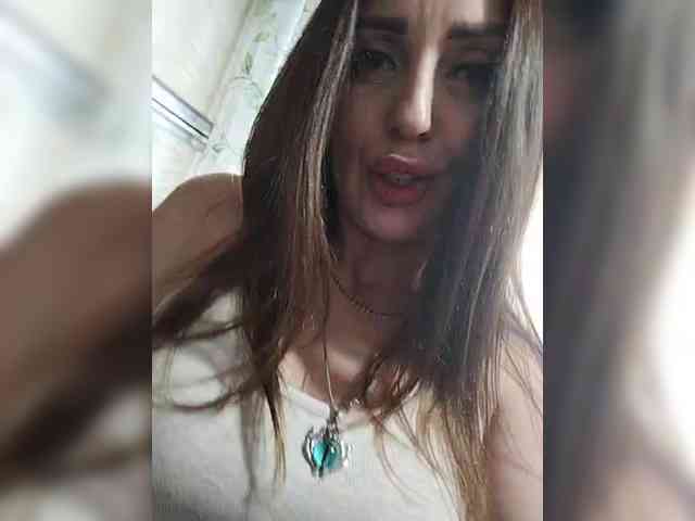 SexyKitty75-1 webcam