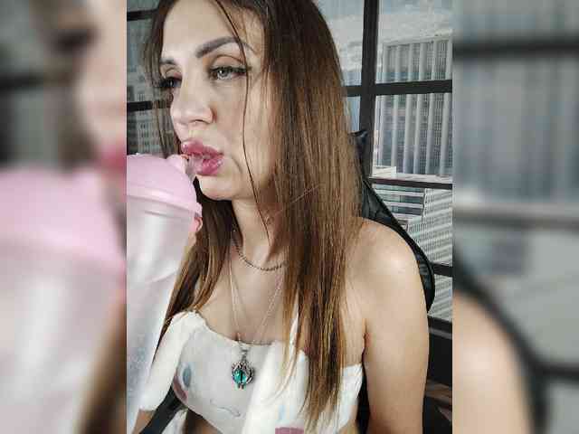 SexyKitty75-1 webcam
