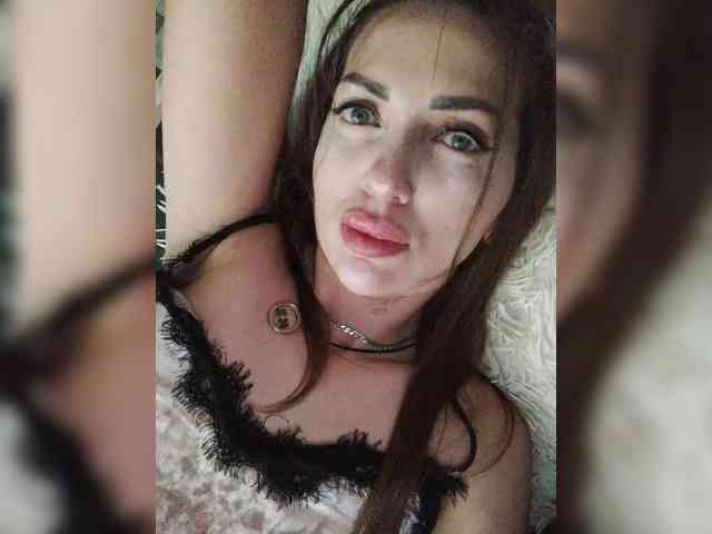 SexyKitty75-1 webcam