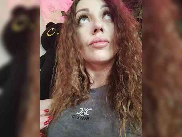 SexyKitty75-1 webcam