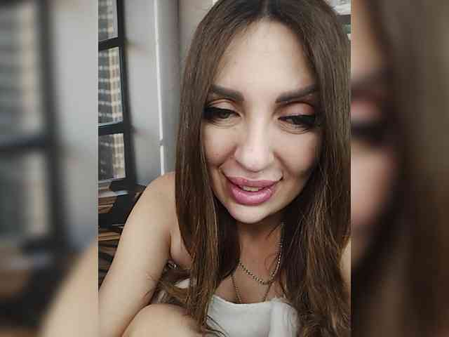 SexyKitty75-1 webcam