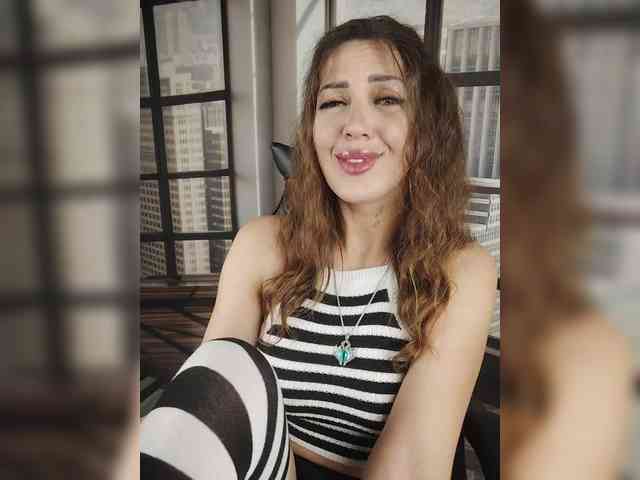 SexyKitty75-1 webcam