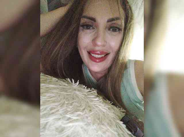 SexyKitty75-1 webcam