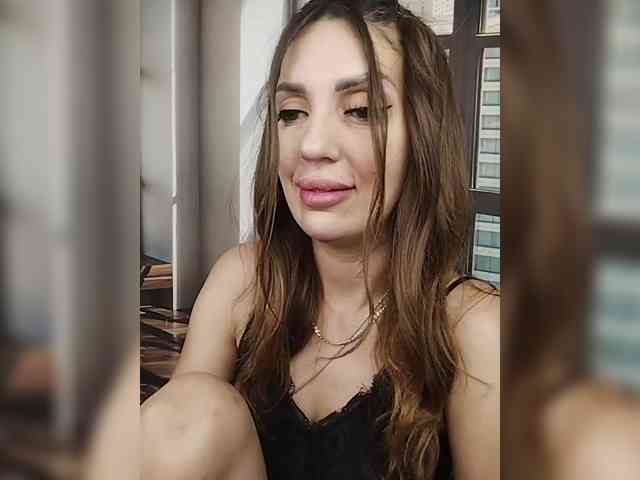 SexyKitty75-1 webcam