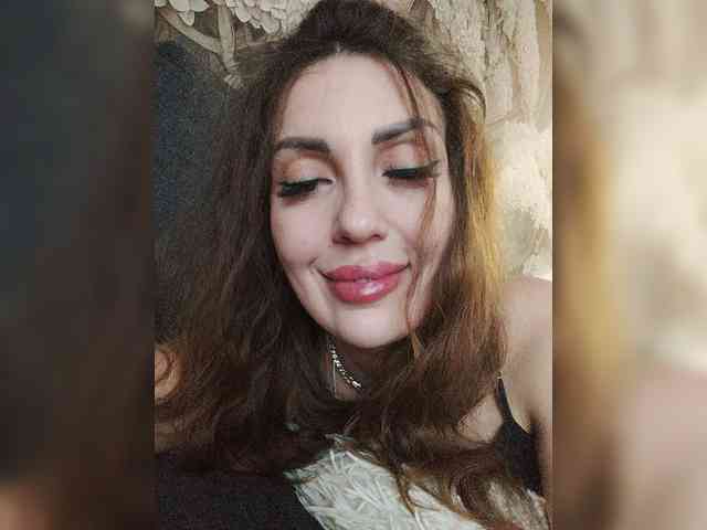 SexyKitty75-1 webcam