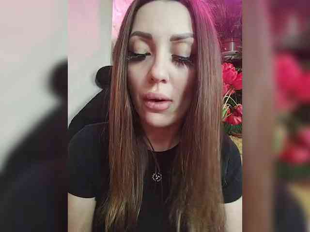 SexyKitty75-1 webcam