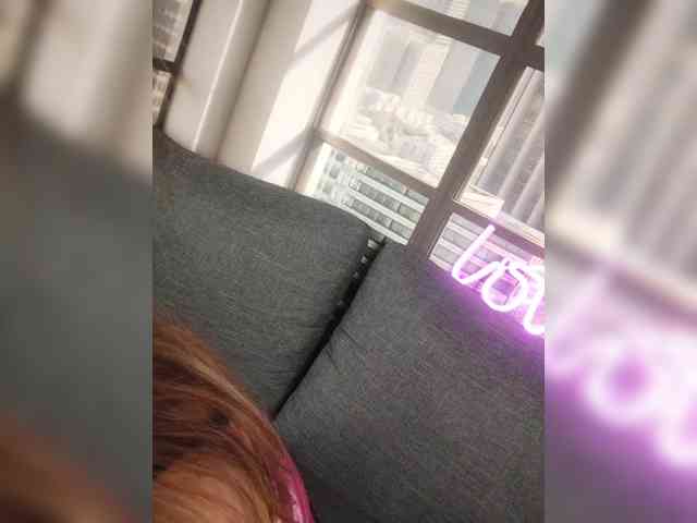 SexyKitty75-1 webcam