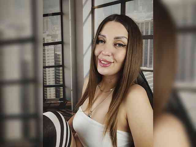 SexyKitty75-1 webcam