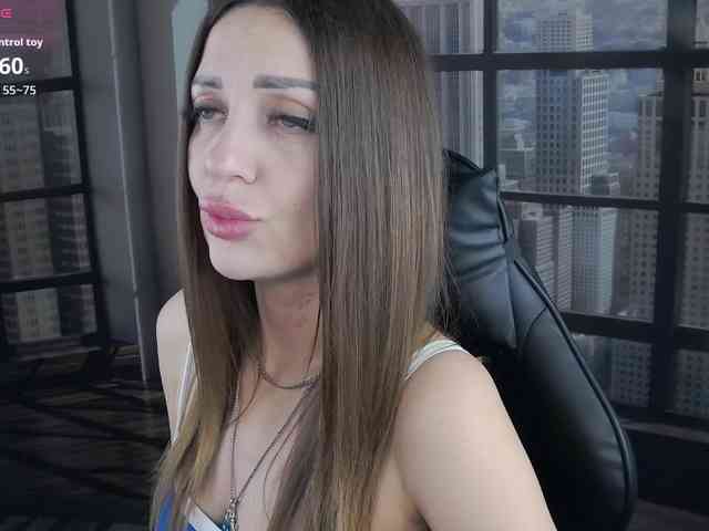 SexyKitty75-1 webcam
