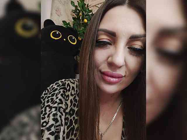 SexyKitty75-1 webcam