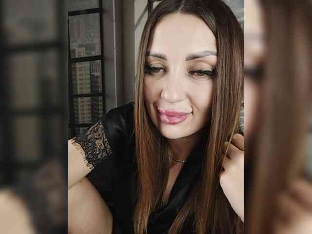 SexyKitty75-1 webcam
