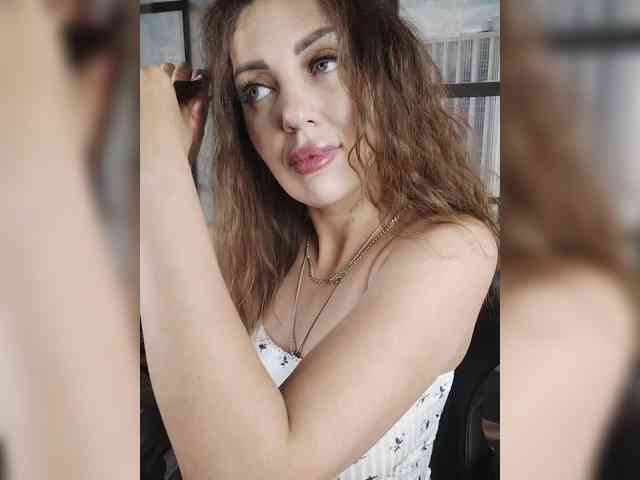 SexyKitty75-1 webcam