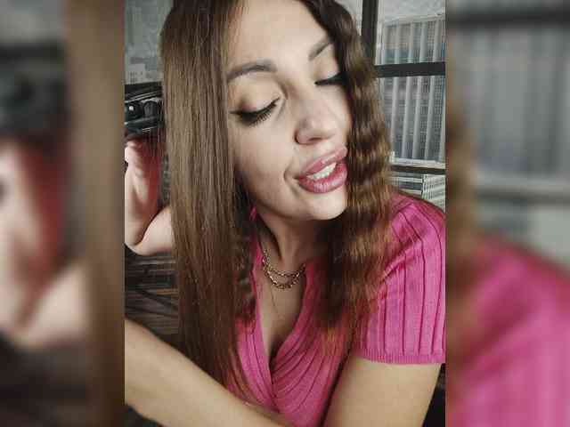 SexyKitty75-1 webcam