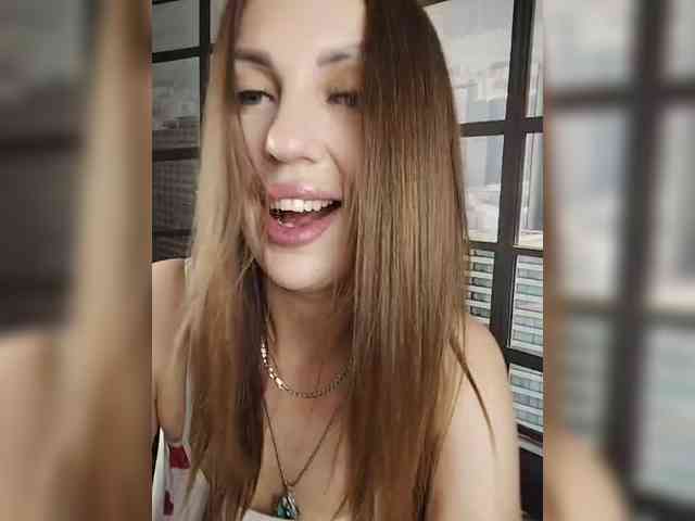 SexyKitty75-1 webcam