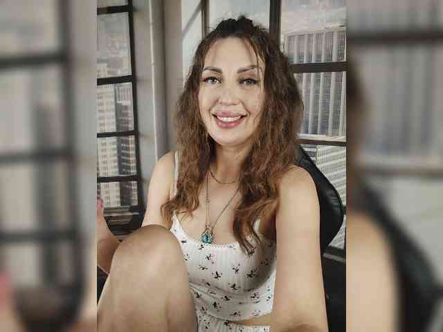 SexyKitty75-1 webcam